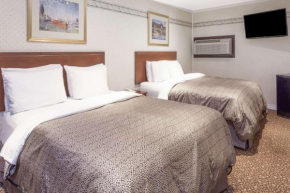 Отель Knights Inn Kingston  Кингстон